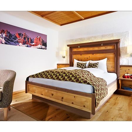 Hotel Olympia Ischgl Bagian luar foto