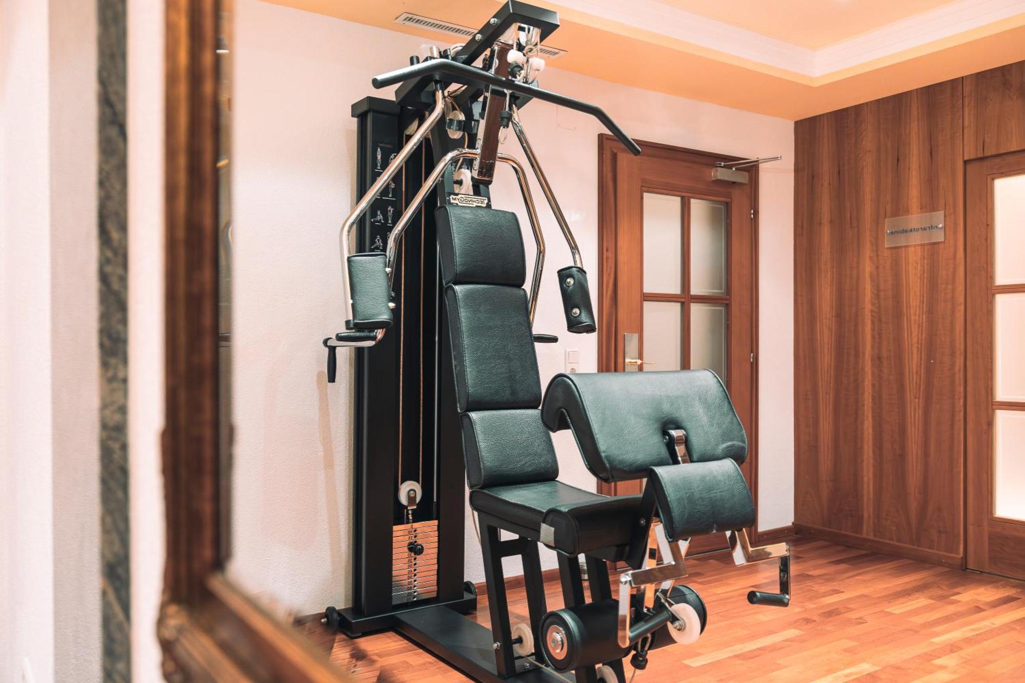 Hotel Olympia Ischgl Bagian luar foto